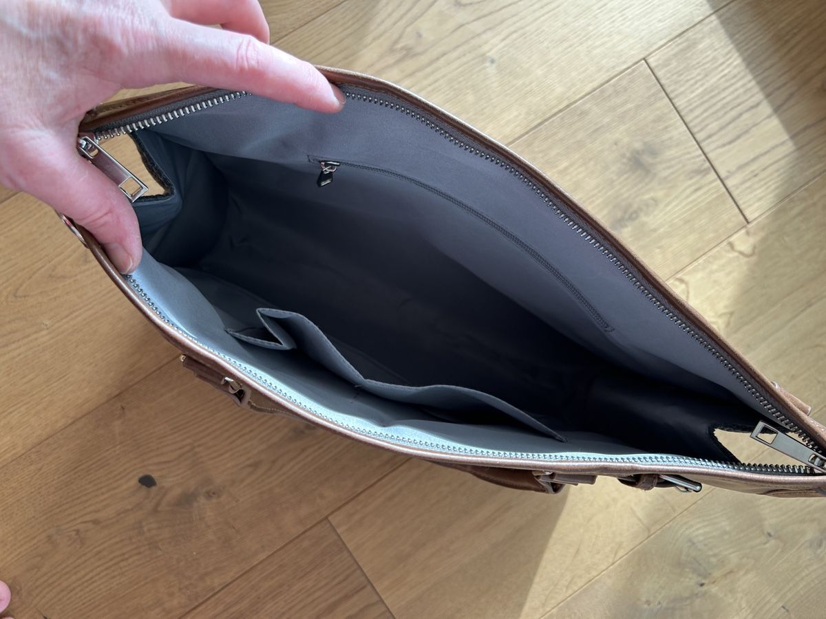 Borse da donna: Tasche / Laptoptasche / Birth Gramm – Nuovo (secondo la descrizione) da Neukirch an der Thur venduto da maroja17 2