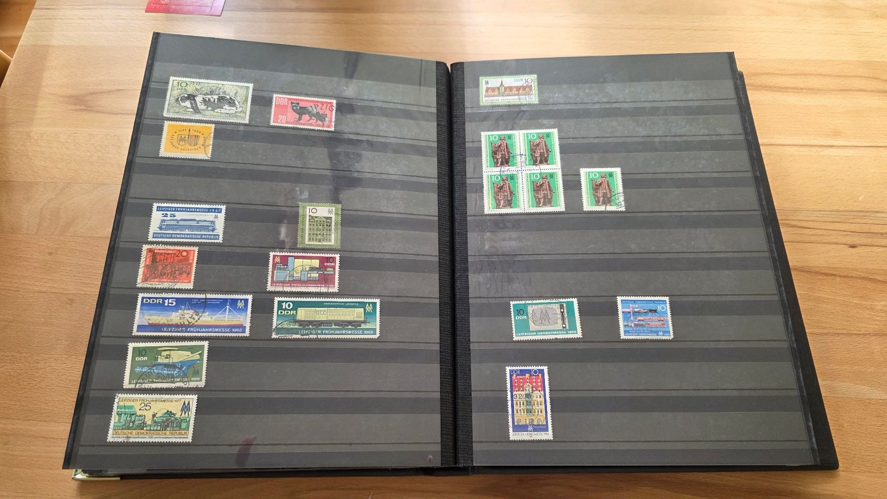 Tous les timbres: Briefmarkensammlung DDR – D'occasion à Wettswil par Schnuebe 8