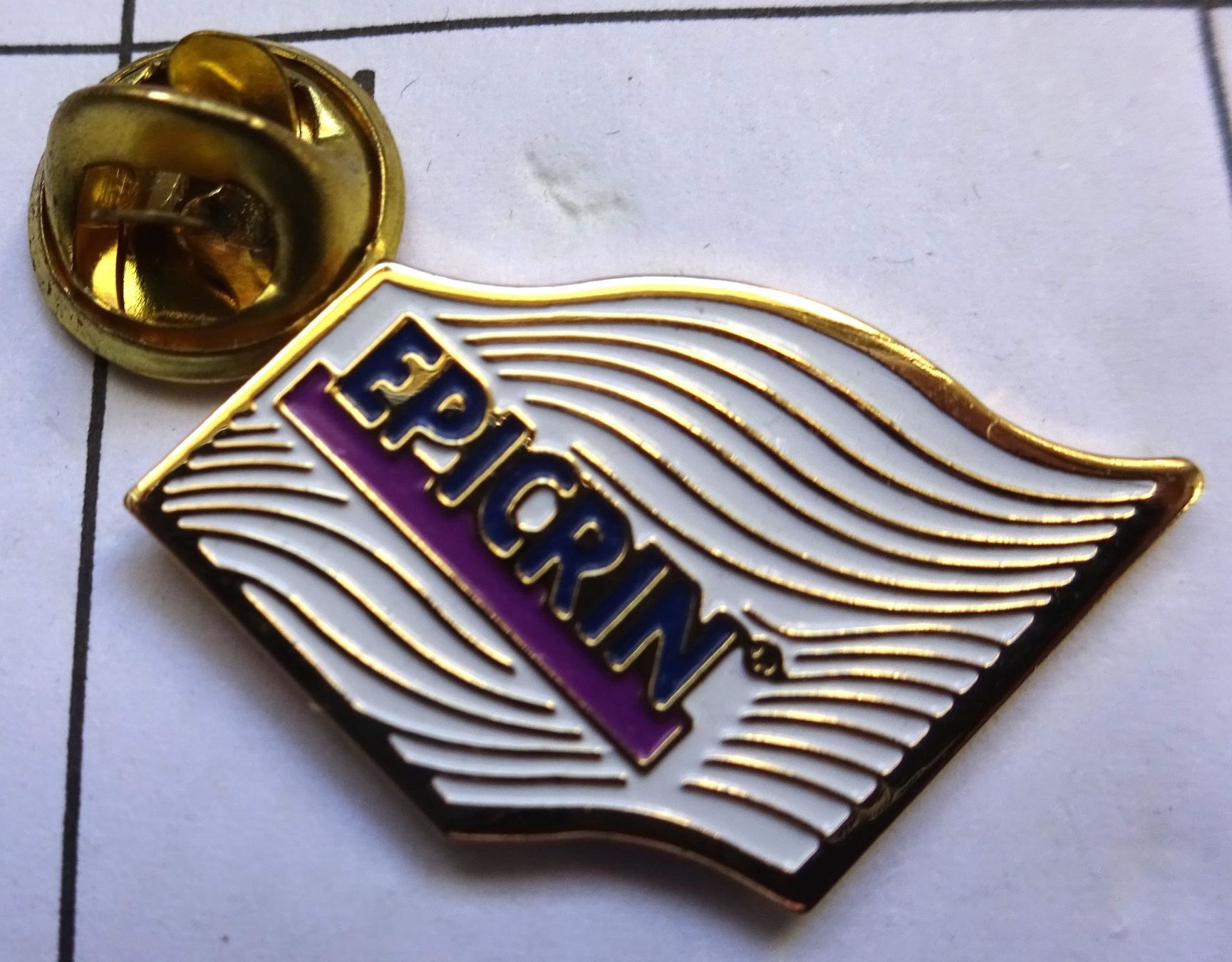 Placchette & Badge: Pin  EPICRIN  Weiss – Usato da Utzenstorf venduto da BUtter81