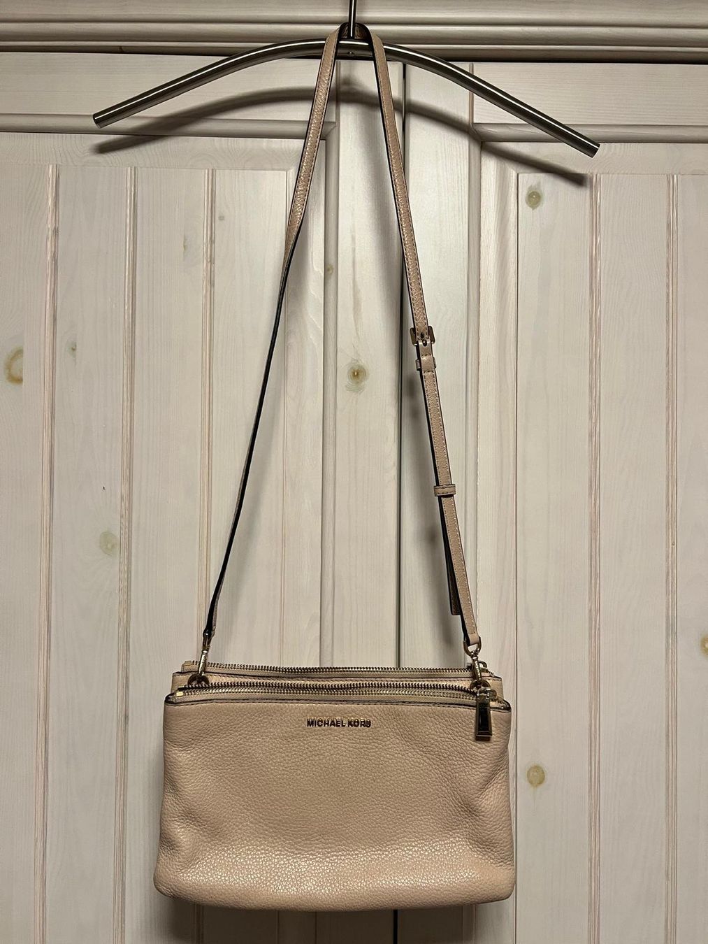 Michael Kors Sacs femmes: Michael Kors Umhängetasche – D'occasion à Muhen par lau_7wcq