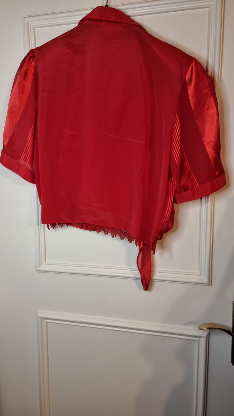 Camicette: Vintage New Style Exclusive Bluse Größe 40 – Usato da Wald ZH venduto da Martin79 1