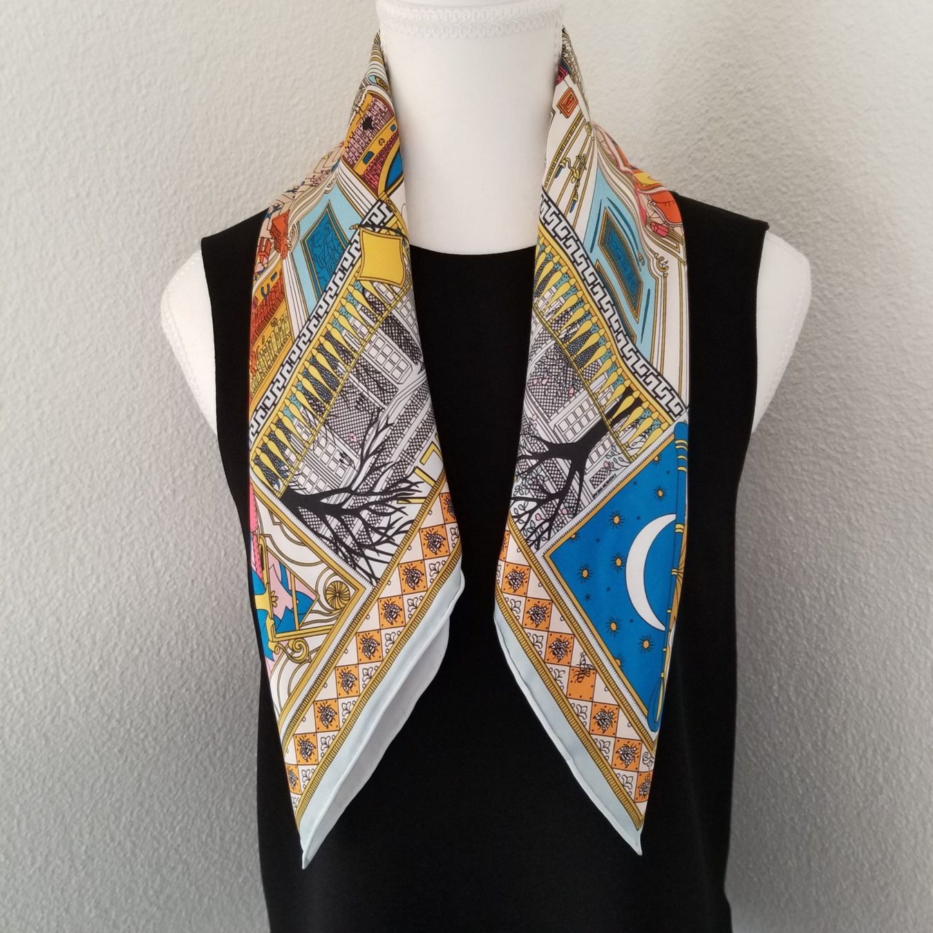 Foulards, Tücher & Schals: NEW 65cm Silk Twill Scarf Luxurious Pattern Carriage & Bugs – Neu und originalverpackt aus Baar von virginiablossoms 5