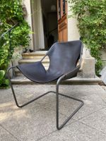 Fauteuil Mendes da Rocha cuir sur tubulure acier