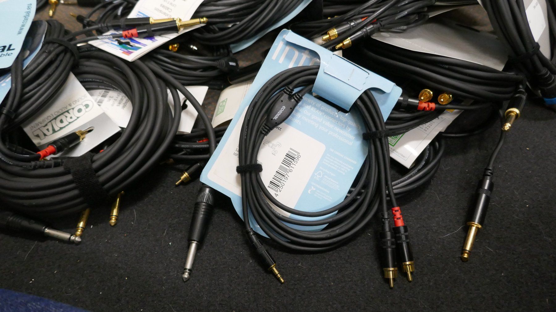 Kabel: Riesige Menge an Studio-Audiokabel – Neu (gemäss Beschreibung) aus Wenslingen von FairlightCMI 3