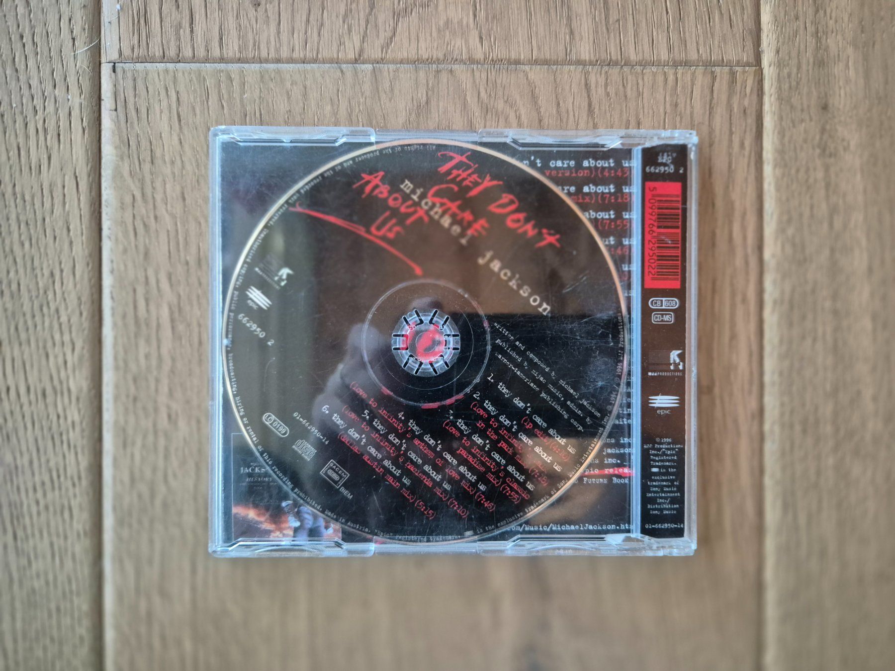 CD: CD Michael Jackson "They Don't Care About Us" – Usato da Savièse venduto da coeur88 2