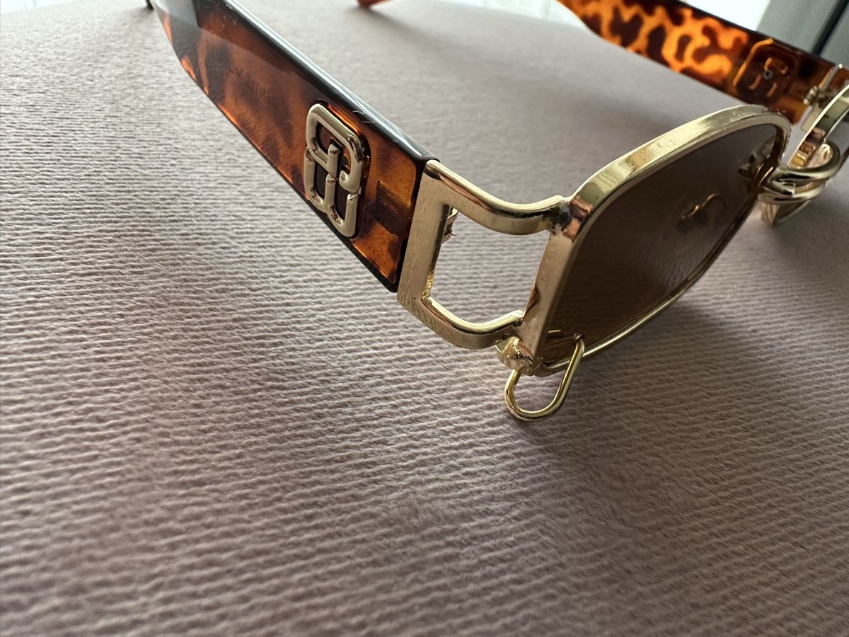 Occhiali & Lenti: Sonnenbrille mit piercing – Nuovo (secondo la descrizione) da Burgdorf venduto da mah_6q9l 1