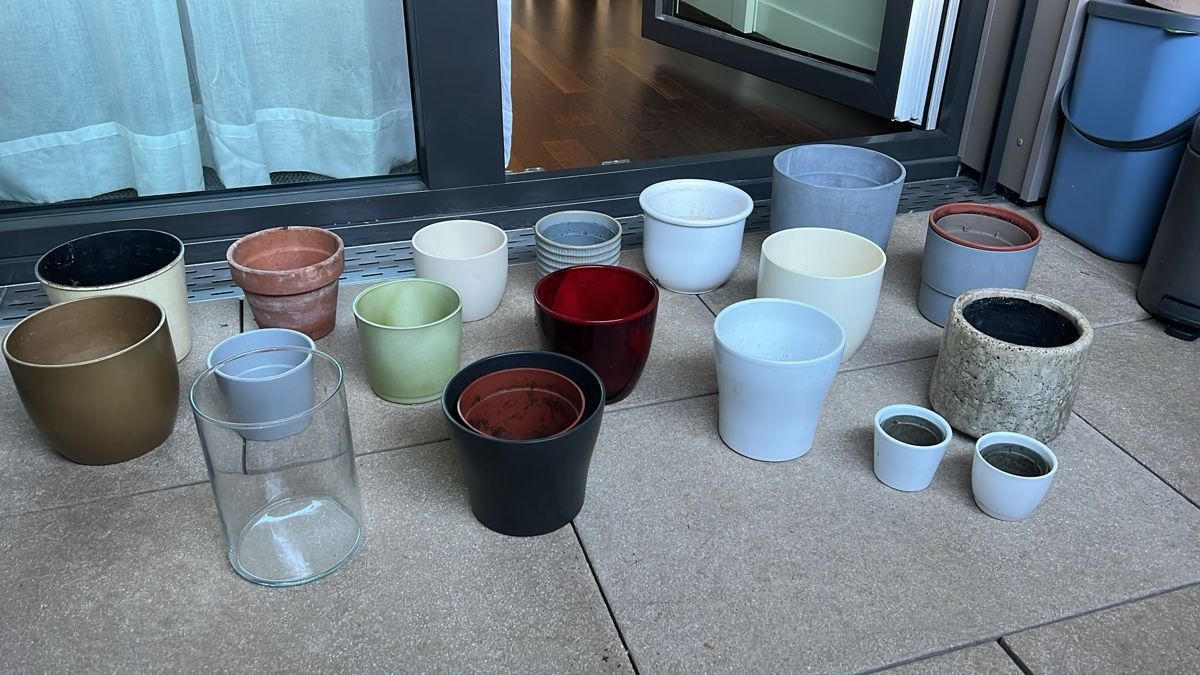 Pots de fleurs: kleine Blumentöpfe – D'occasion à Brüttisellen par Elmasniari