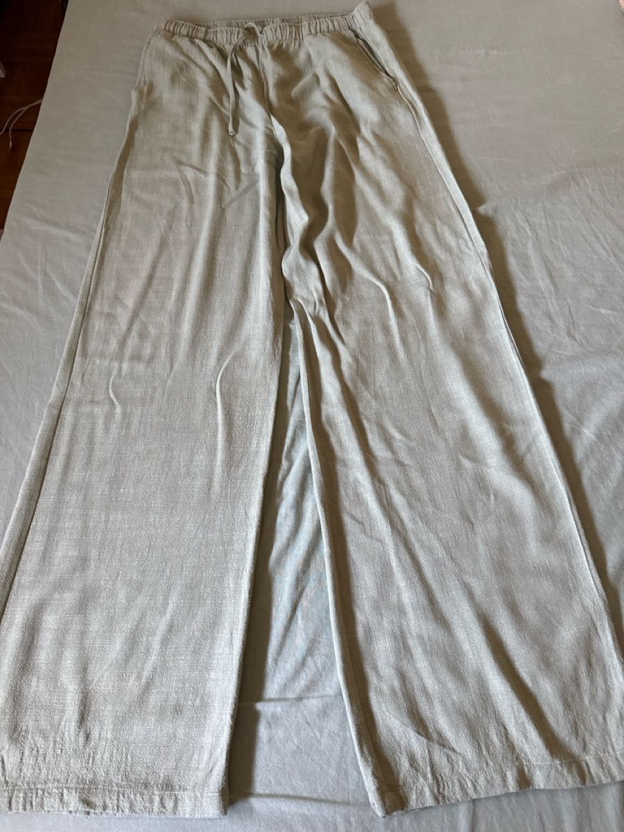 Hosen: Pantalon vert  – Gebraucht aus Cartigny von Kelly.11