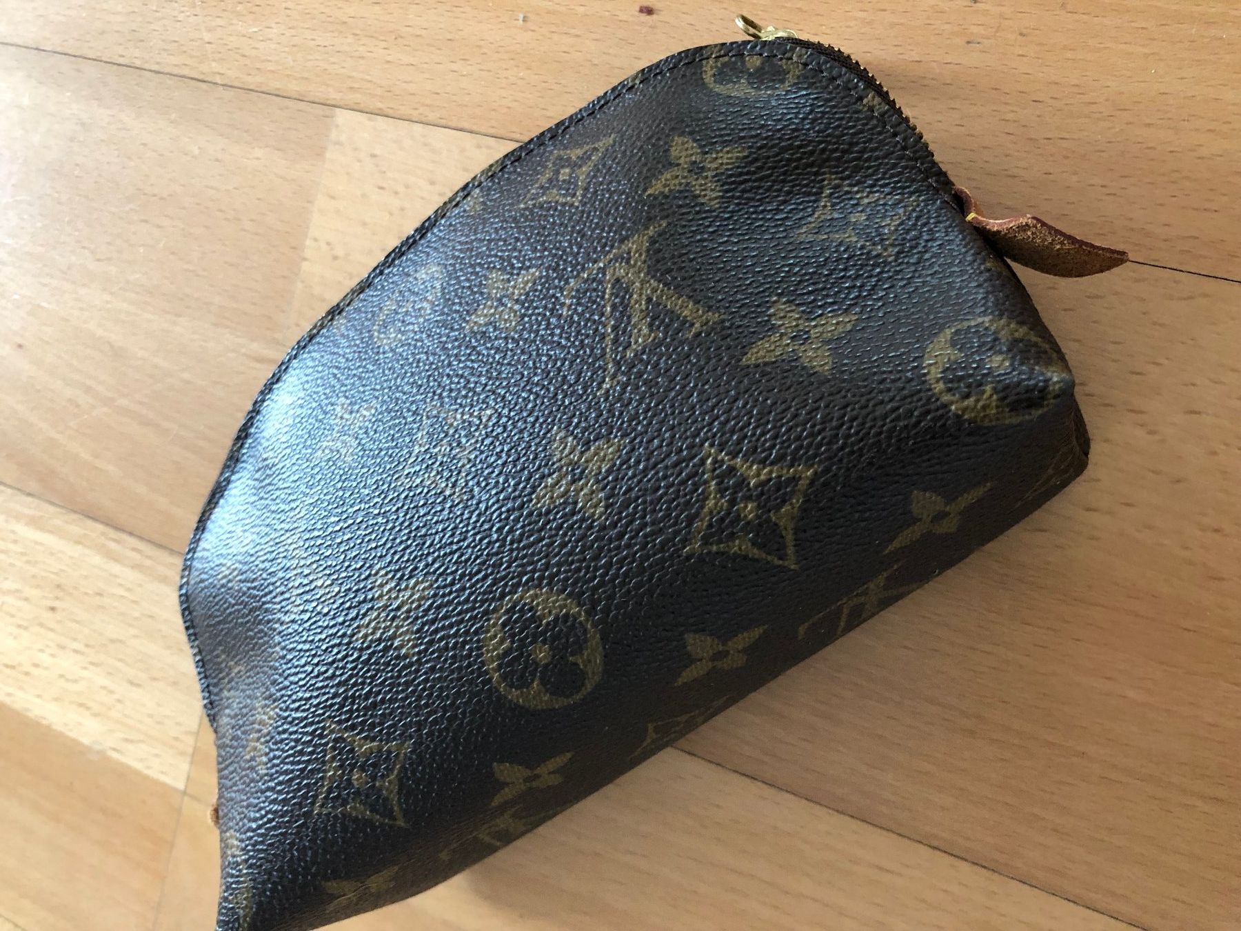 Louis Vuitton Kosmetikkoffer: LOUIS VUITTON  TROUSSE  MAQUILLAGE – Gebraucht aus Landquart von geraldine25 1