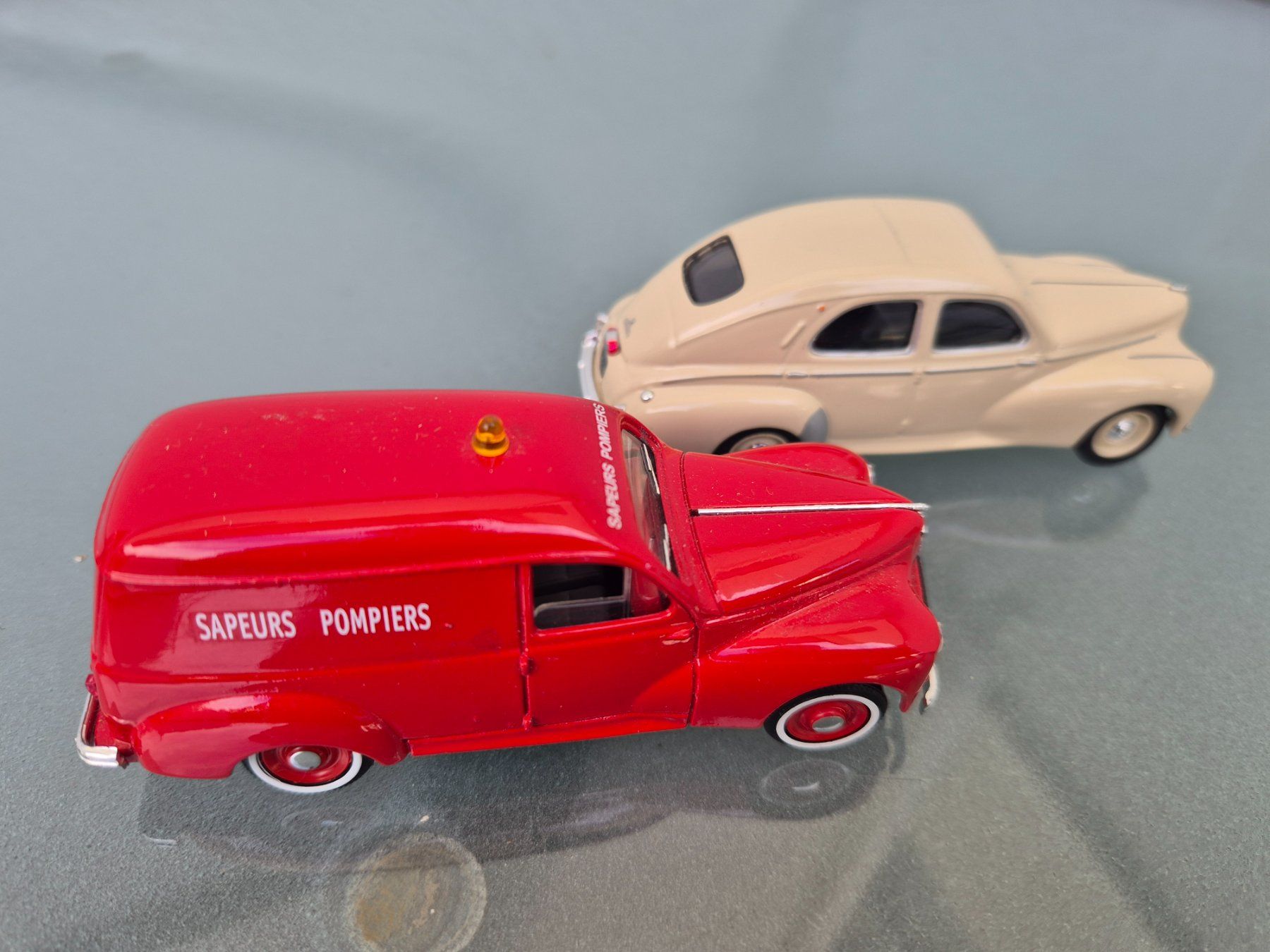 Peugeot Modellini d'auto: Peugeot 203 1:43 Versand 3.90 – Usato da Oberbuchsiten venduto da laffite54