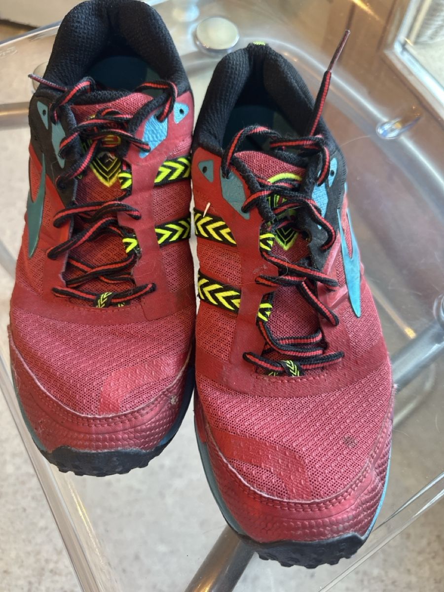 Brooks Herrenschuhe: Brooks Cascadia 15 Rot Gr44 – Gebraucht aus Mönthal von Shaycat13 1