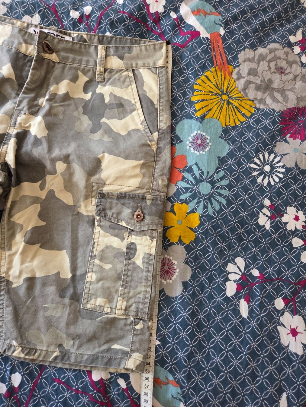Pantaloni: X-THREE Cargoshorts Tarnung taglia 32 – Usato da ZERNEZ venduto da joaofonseca 5