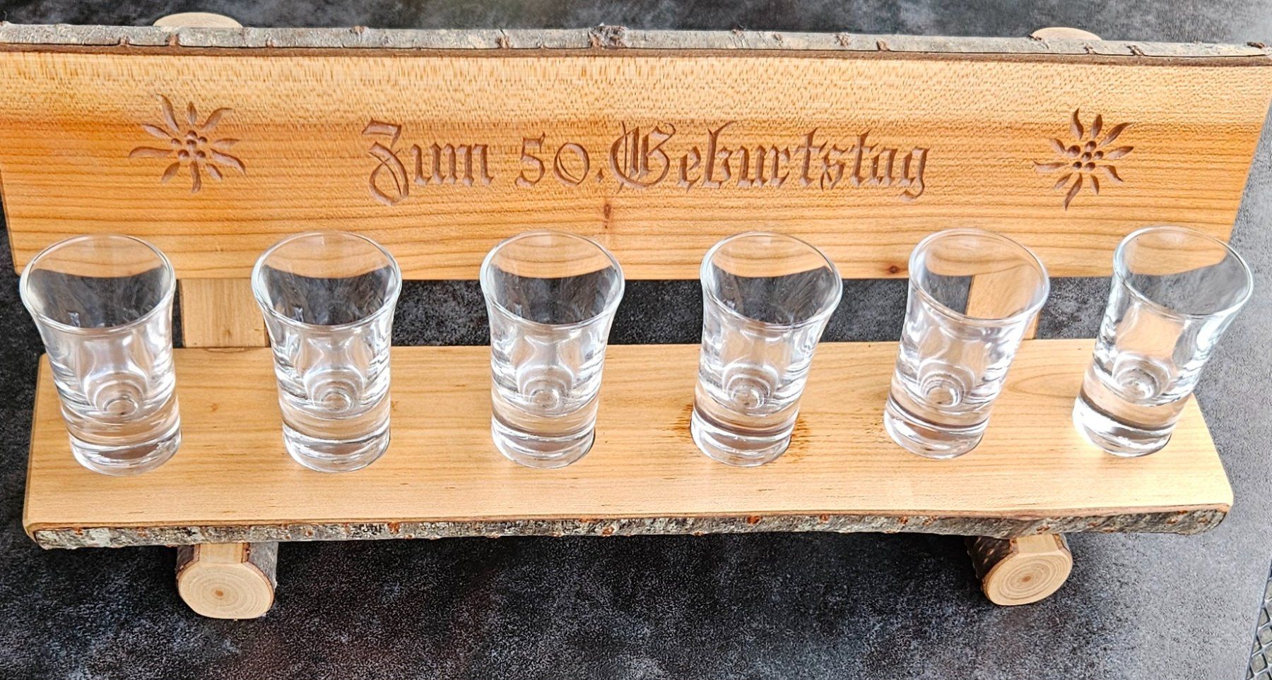Articles en bois: Holzschapsbänkli – D'occasion à Bönigen par mon_8fw5