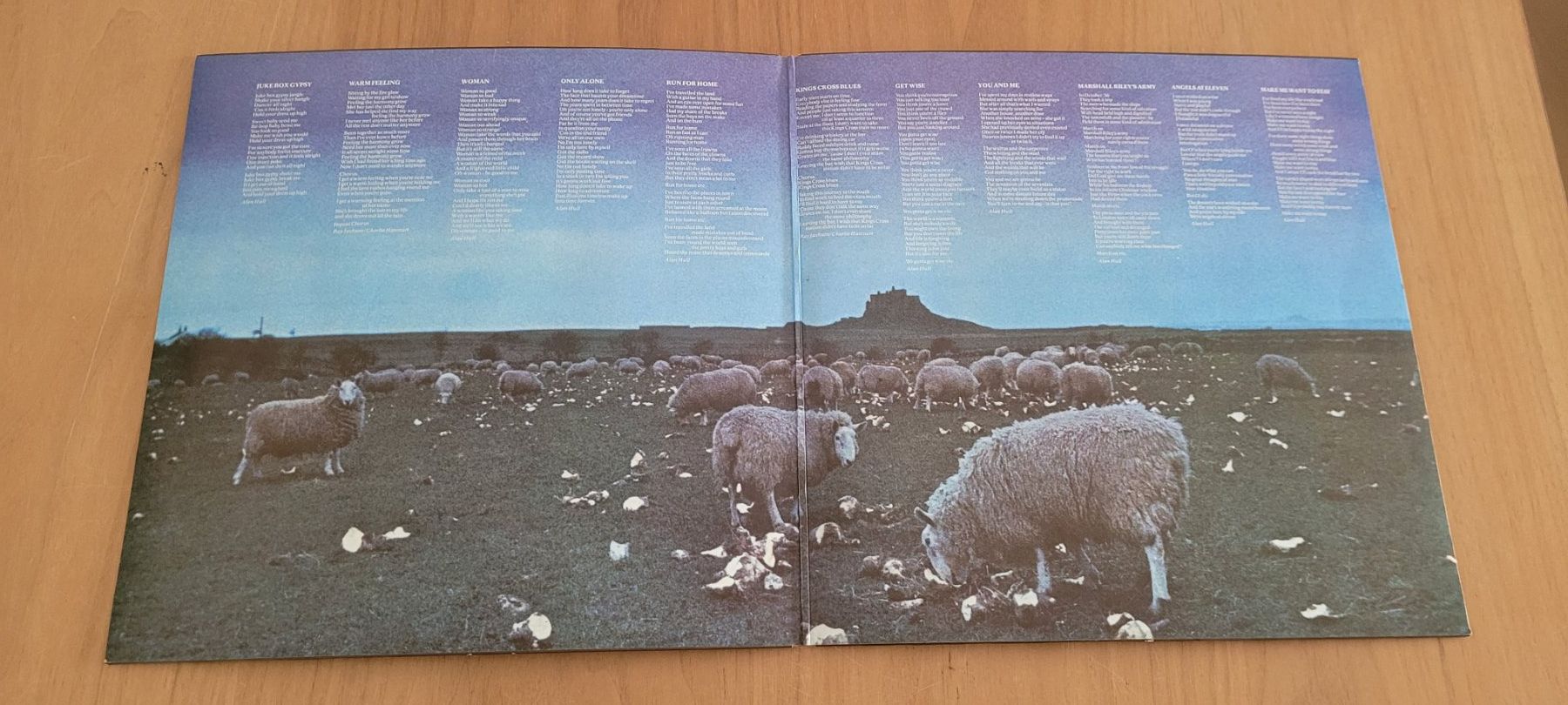 Schallplatten: LP  Lindisfarne – Gebraucht aus Martigny von MZ-67 1