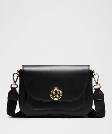 Lululemon Vegan Leather Alternative Crossbody Bag neu