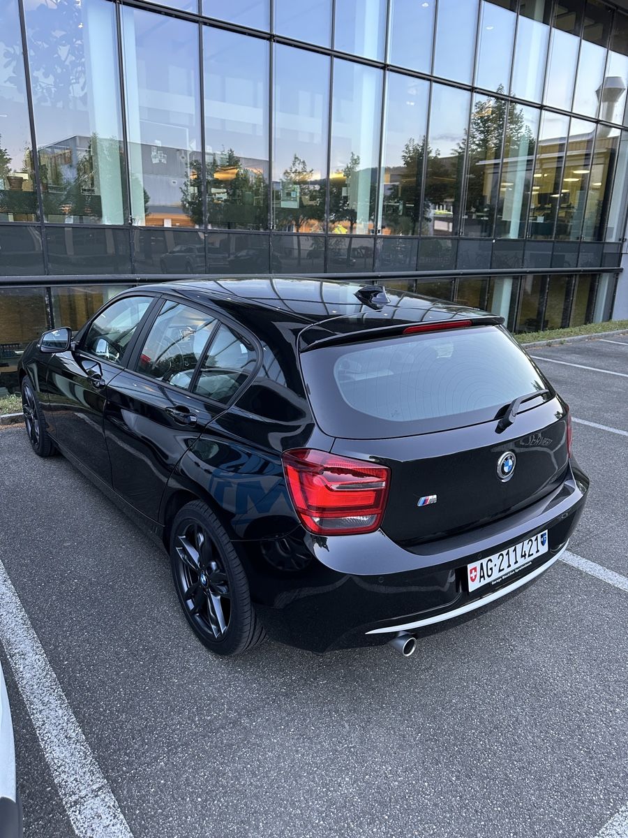 BMW Automobili: Top gepflegter BMW 116d  schwarz – Usato da Aarau venduto da Nardo123 2