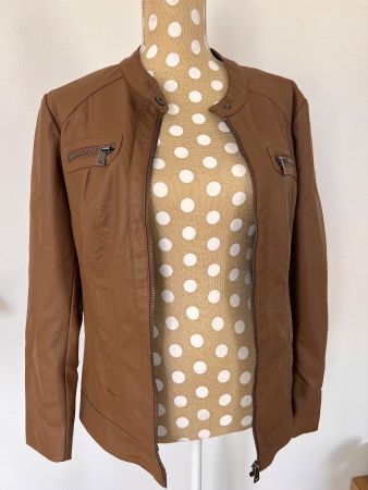 ONLY Kunstlederjacke Bikerjacke cognac braun – Gr. 42 – Top!