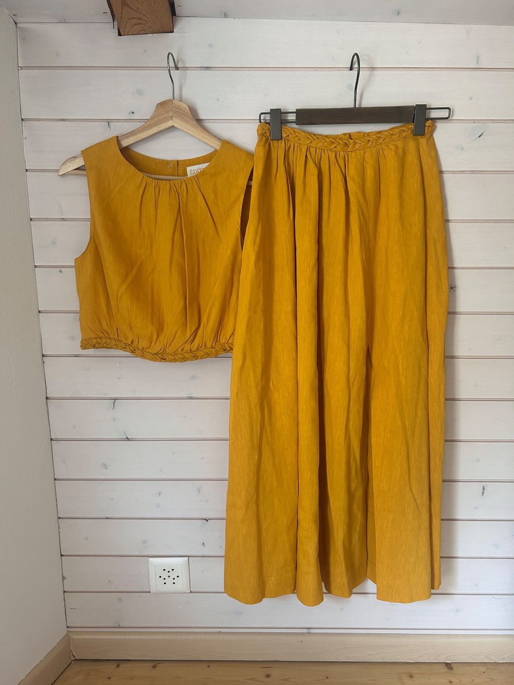 Sezane Kleider: Sézane Éditions Leinenset - Gr. 34 – Gebraucht aus Illnau von Monkky 1