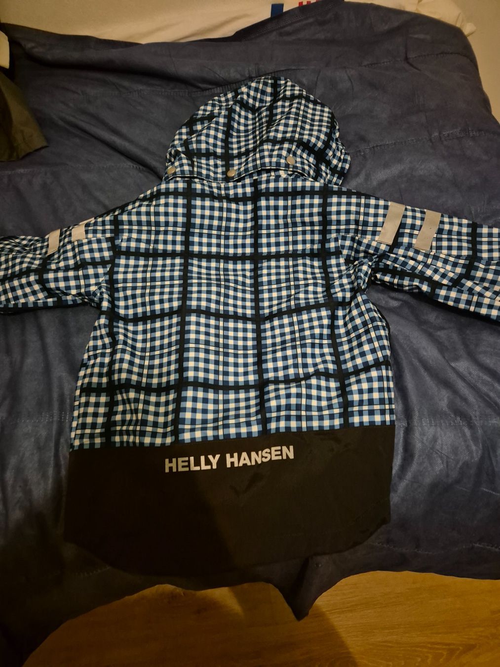 Helly Hansen Jacken & Mäntel: Tolle Helly Hansen  wasserdichte Regenjacke, Gr. 110 – Gebraucht aus Urdorf von Nataschli 2
