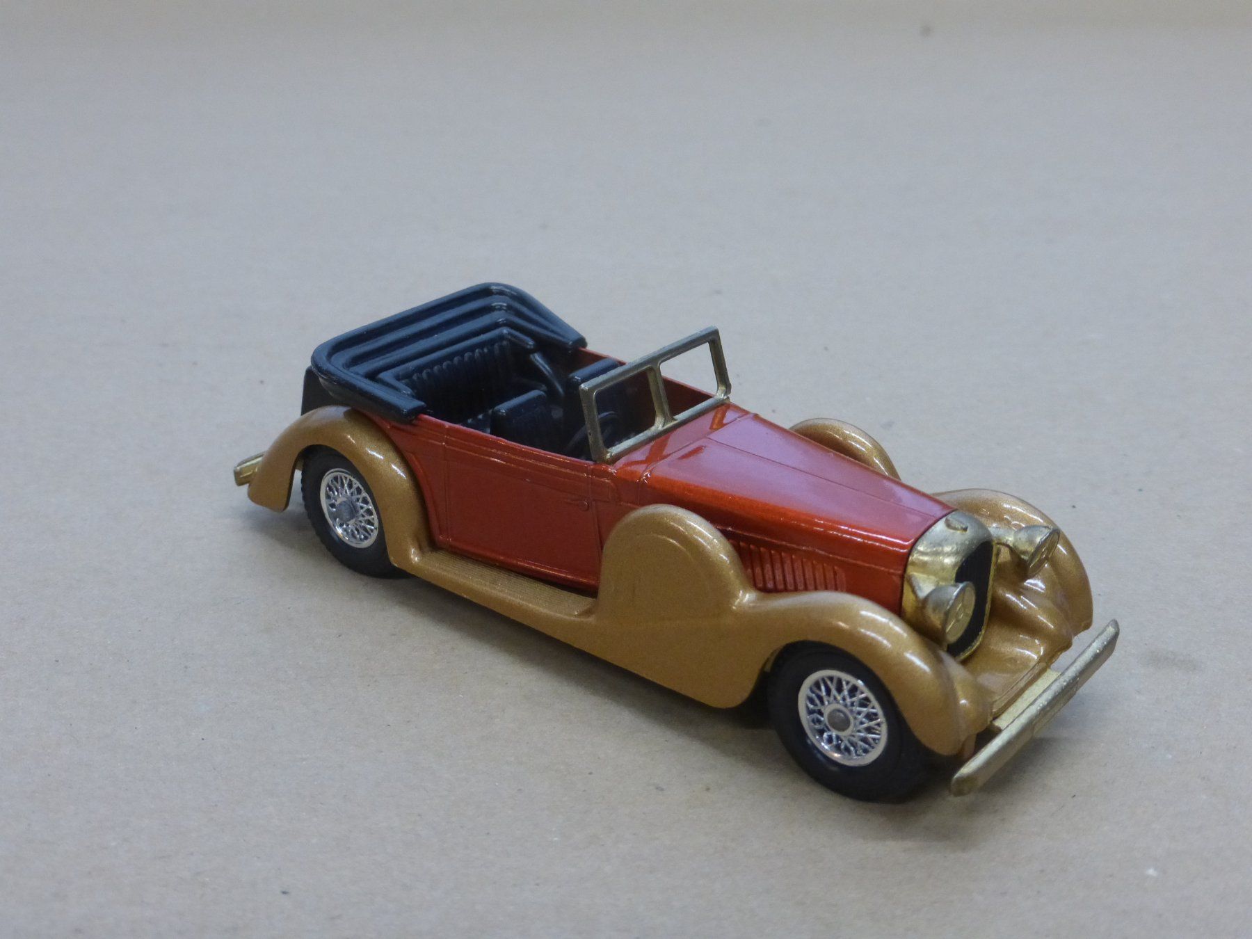 Matchbox Modellini d'auto: Modellauto Matchbox 1939 Lagonda Drophead gebraucht – Usato da Gempen venduto da Smokie72 1