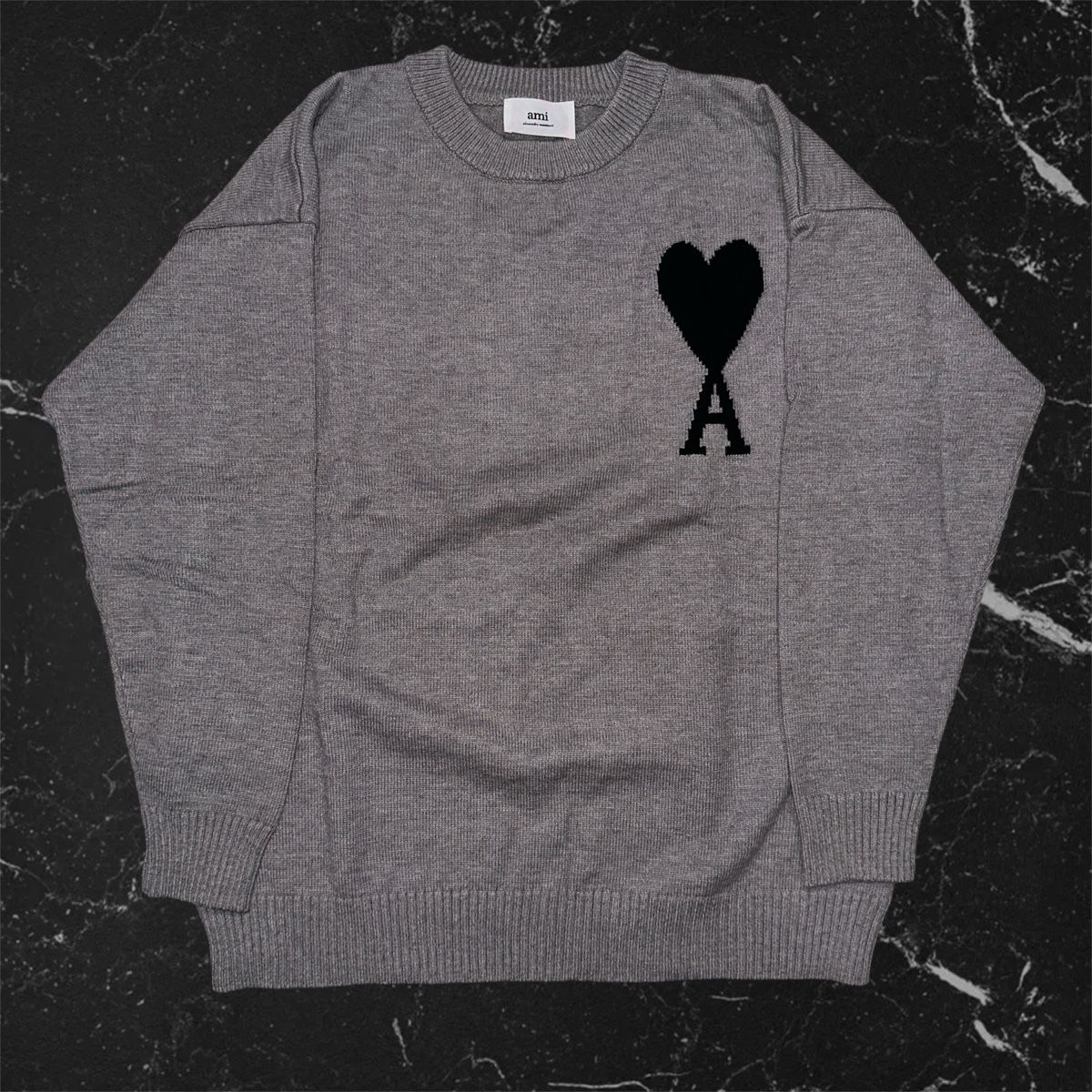 Maglioni & Felpe: AMI Paris Pullover Grau Grösse L – Nuovo (secondo la descrizione) da Frenkendorf venduto da a_1999