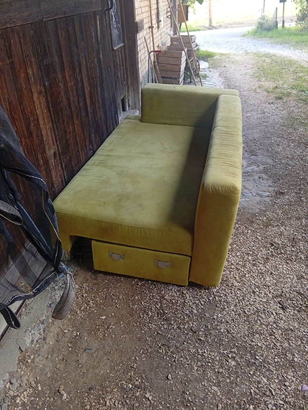 Divani: Bettsofa – Usato da Oberwil-Lieli venduto da RadhaKrishnaDas