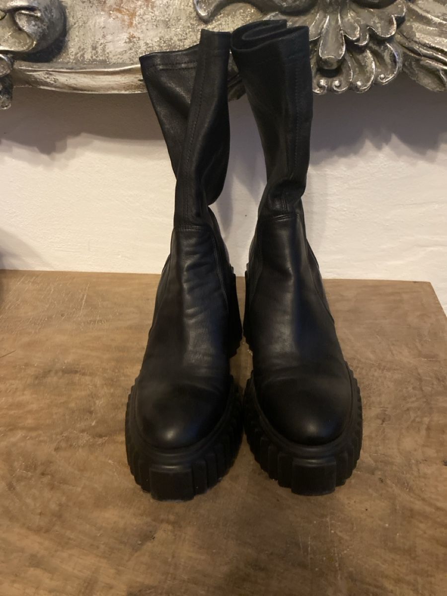 AGL Scarpe da donna: AGL Stiefel neuwertig – Nuovo (secondo la descrizione) da Rorschach venduto da lvi_p29s 3