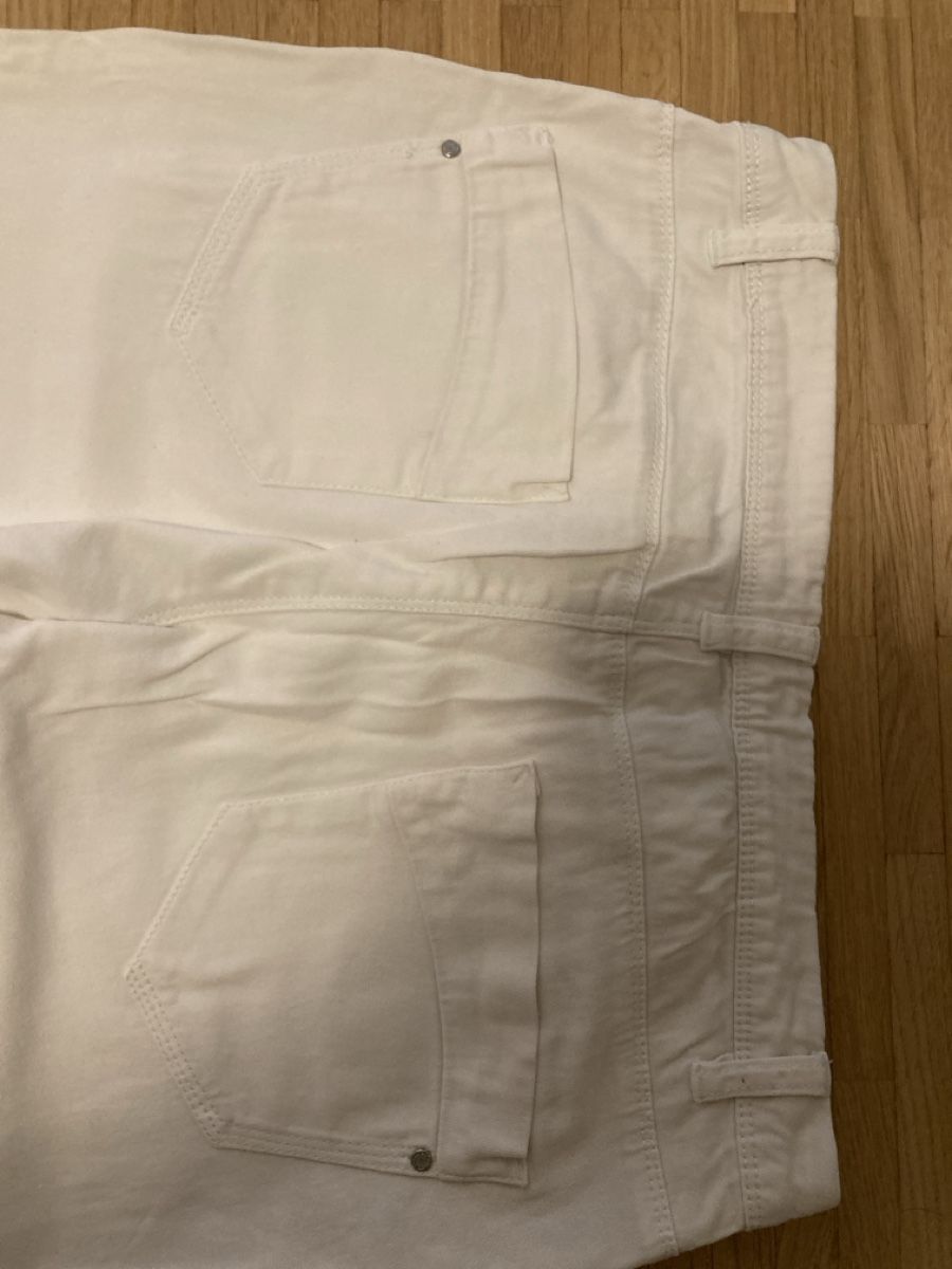 C&A Pantaloni: Weiße Hose – Usato da Urtenen-Schönbühl venduto da alessibas 2