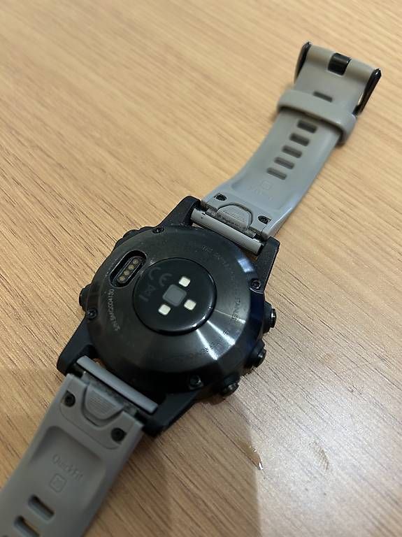 Smartwatch: GARMIN fenix5s Plus – Usato da Innertkirchen venduto da kil_s5yc 2