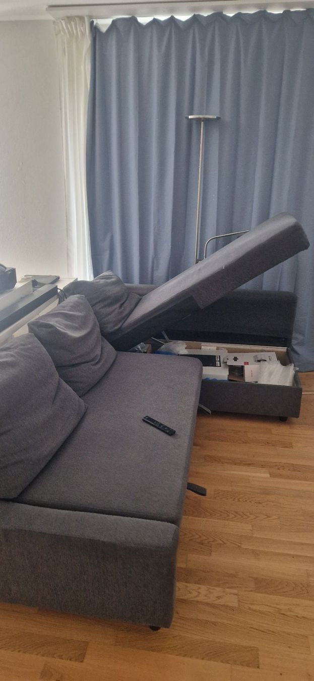 Ikea Sofas: Canepé-lit Ikea FRIHETEN – D'occasion à Lausanne par eki_8jst 2