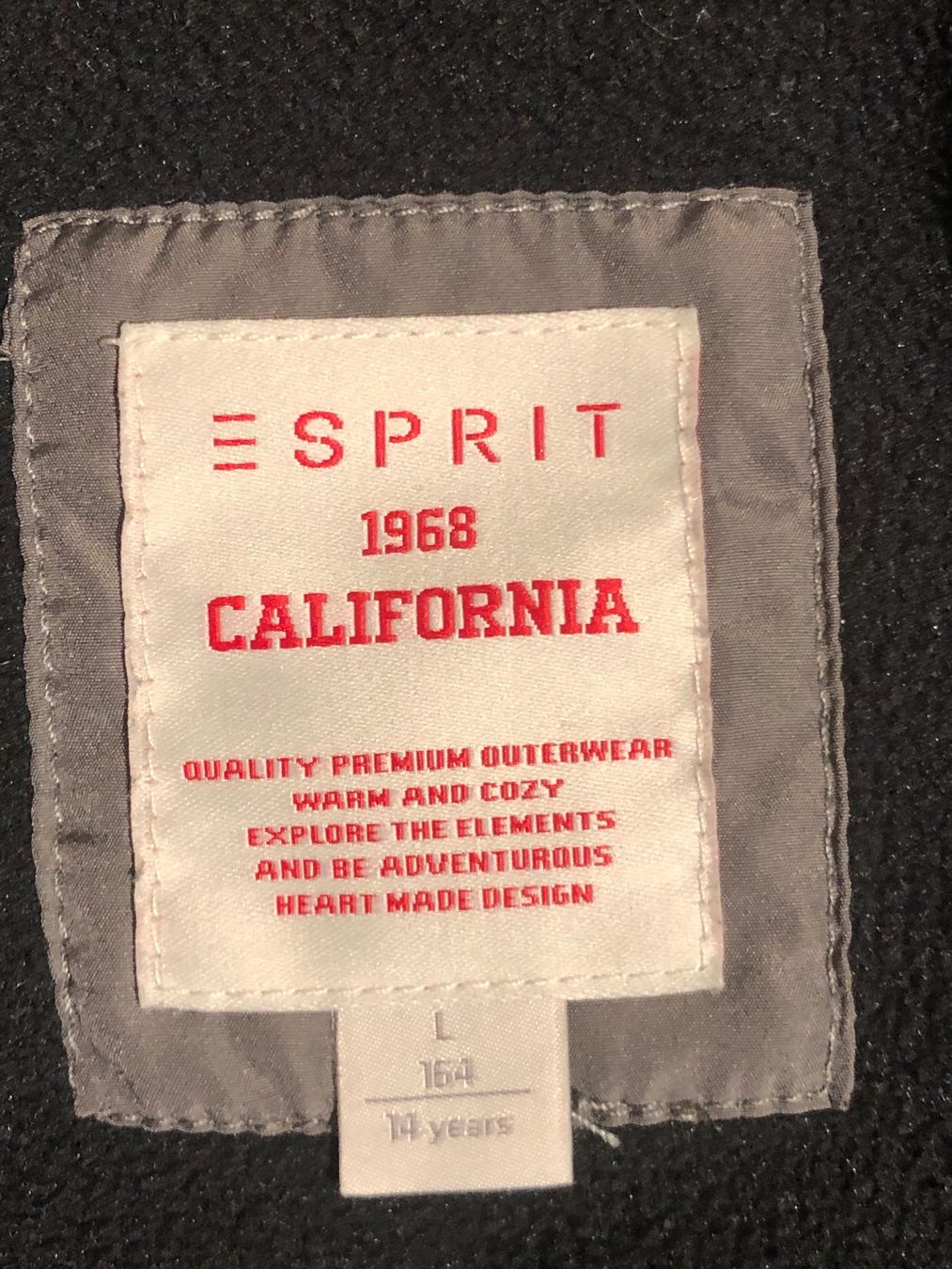 Esprit Giacche & Cappotti: WINTERJACKE ESPRIT 164 grau – Usato da Wattwil venduto da jopara 1