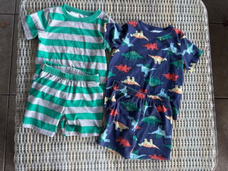 2 Carter‘s Pyjamas, Größe 3 Jahre