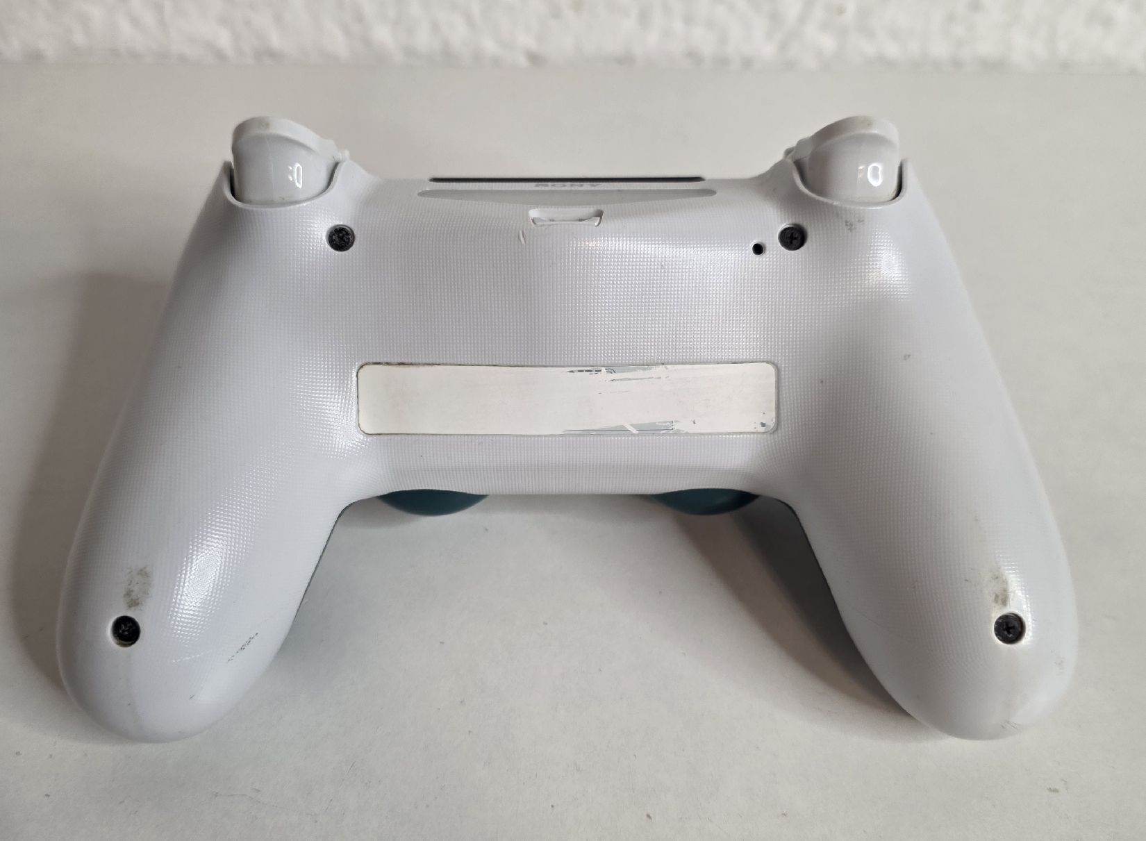Controller: Sony PlayStation 4 Controller grün weiss – Gebraucht aus Ehrendingen von lax21 2