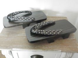 1 paar Geta Schuhe
