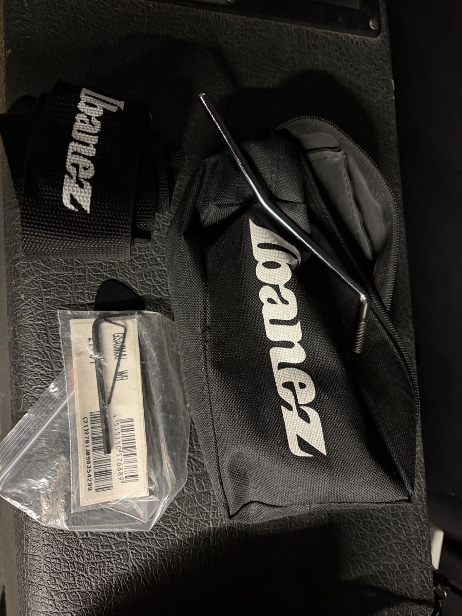 Ibanez Strumenti musicali: Ibanez Gio White – Usato da Riehen venduto da Pnewyork 7