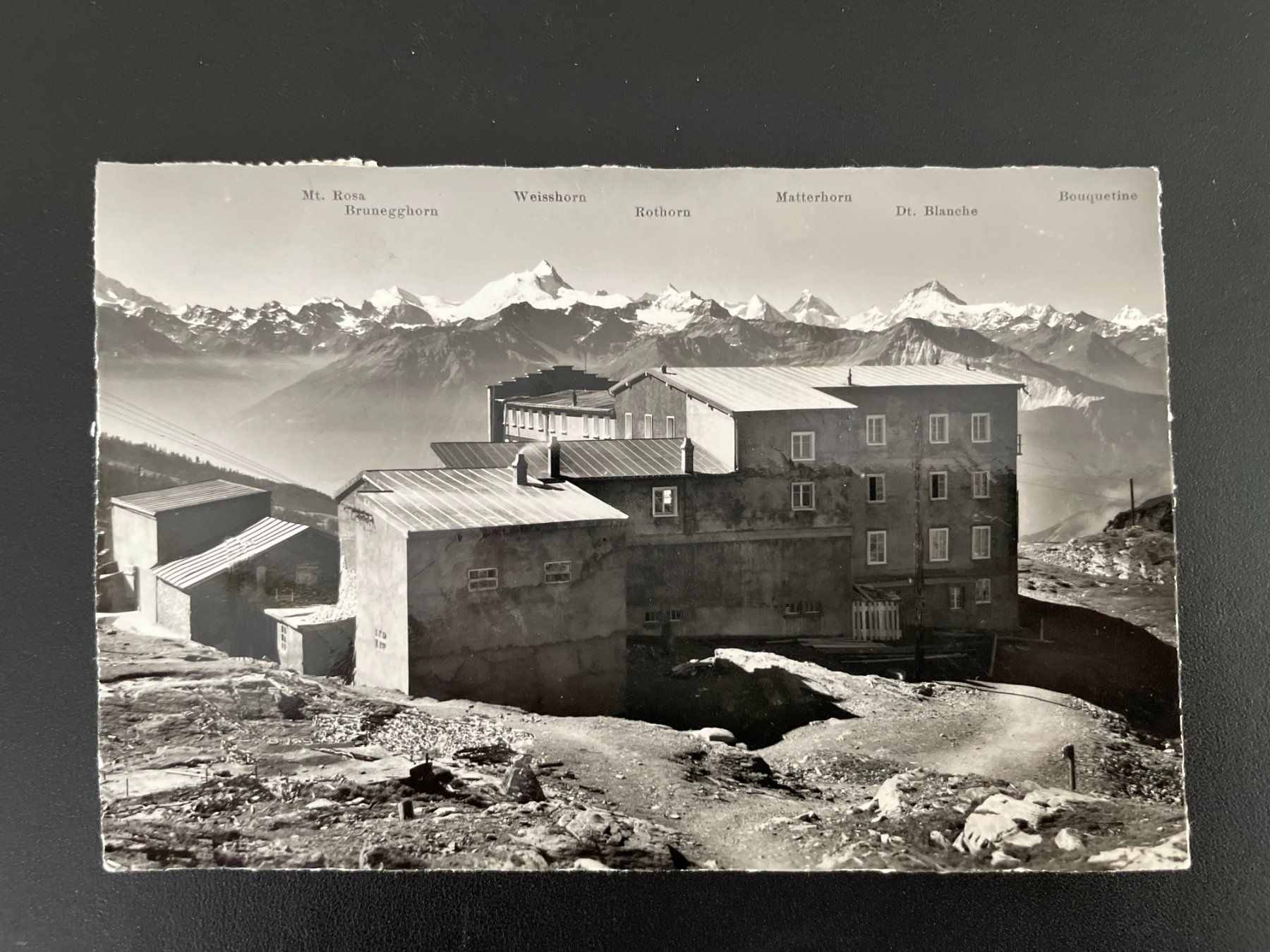Cartoline postali: AK BE Sporthotel Wildstrubel, Gemmipasshöhe – Usato da Thal venduto da Danny82
