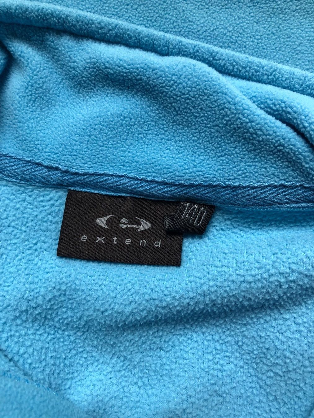Maglioni & Felpe: hellblauer Faserpelz-Pulli von Extend, Gr. 140 – Usato da Zürich venduto da anavlis-thymiano 3