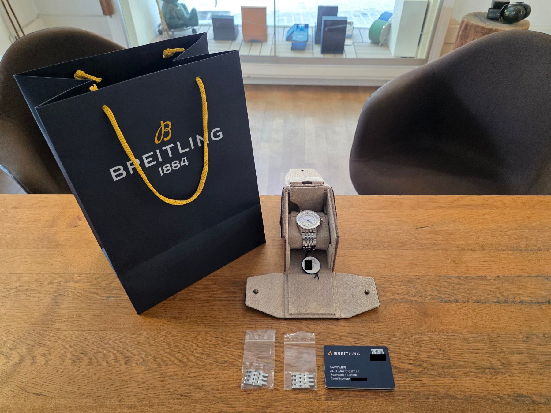 Breitling Montres: BREITLING NAVITIMER GMT 41 / FULL SET - 2026 – D'occasion à Zürich par YB_Zuerich 8