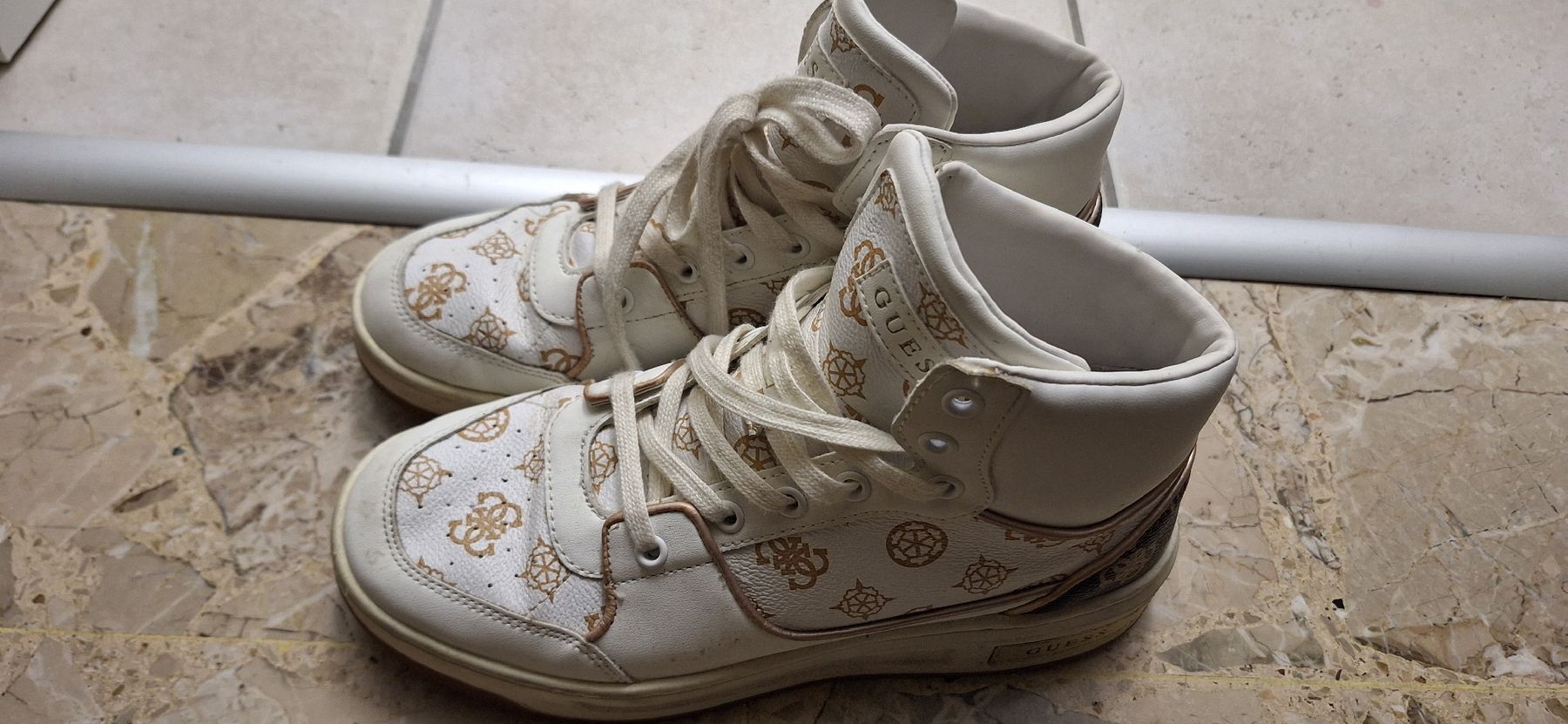 Guess Scarpe da donna: Scarpe guess, 39 – Usato da Ascona venduto da bol_ysh5 3
