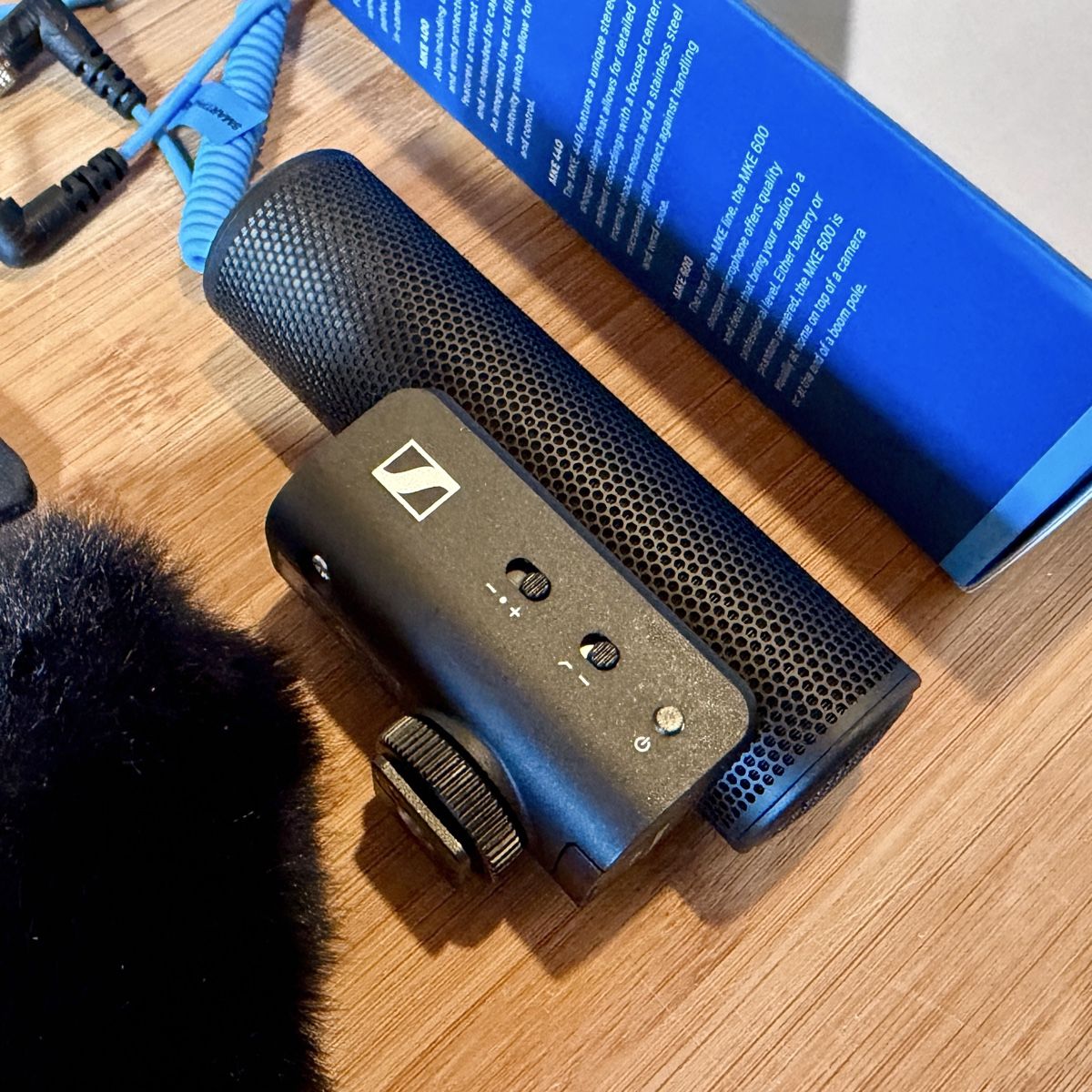 Sennheiser Microfoni: Sennheiser MKE400 Shotgun Microphone – Nuovo (secondo la descrizione) da Strengelbach venduto da kau_yh2m 3