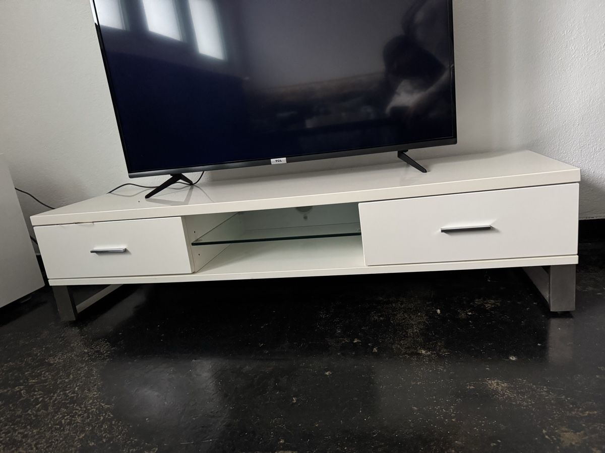 Mobili TV: Fernseher Kommode – Usato da Buckten venduto da str_5dlp