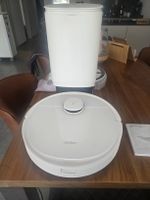 Saugroboter Ecovacs Deebot mit Station und Zubehör weiss
