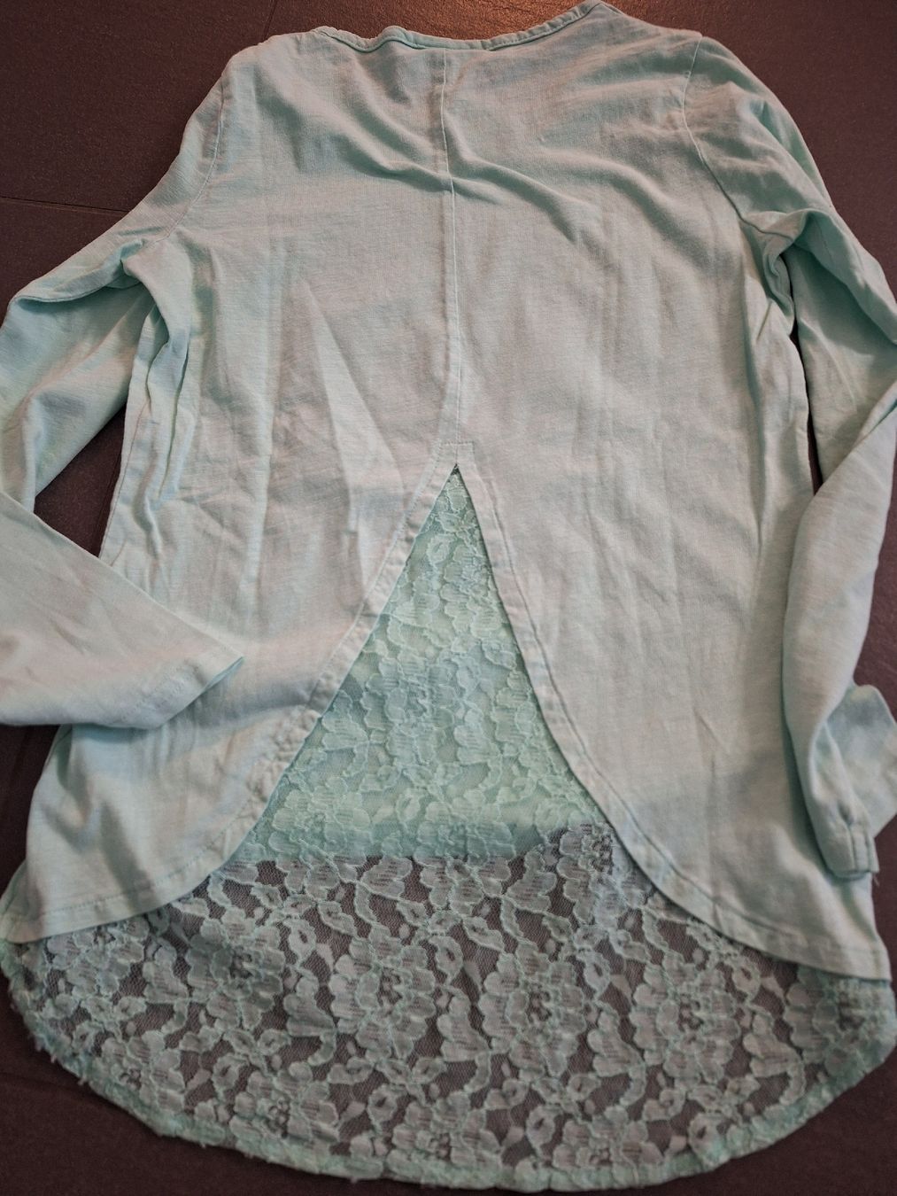 Maglioni & Felpe: 2 Langarmshirt Gr. 146/152 – Usato da Brittnau venduto da Norge77 3