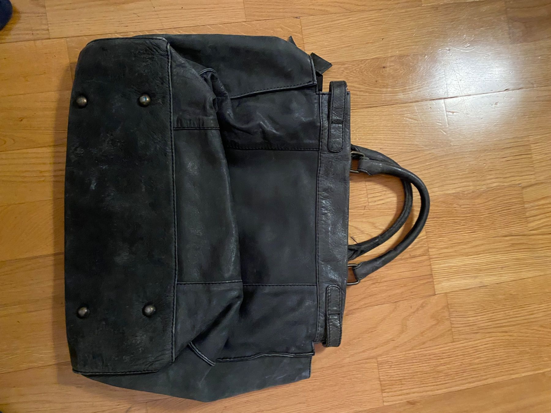 Borse da donna: Schwarze Vintage Ledertasche - Herbst Schnäppchen! – Usato da Zürich venduto da Lilaine05 1