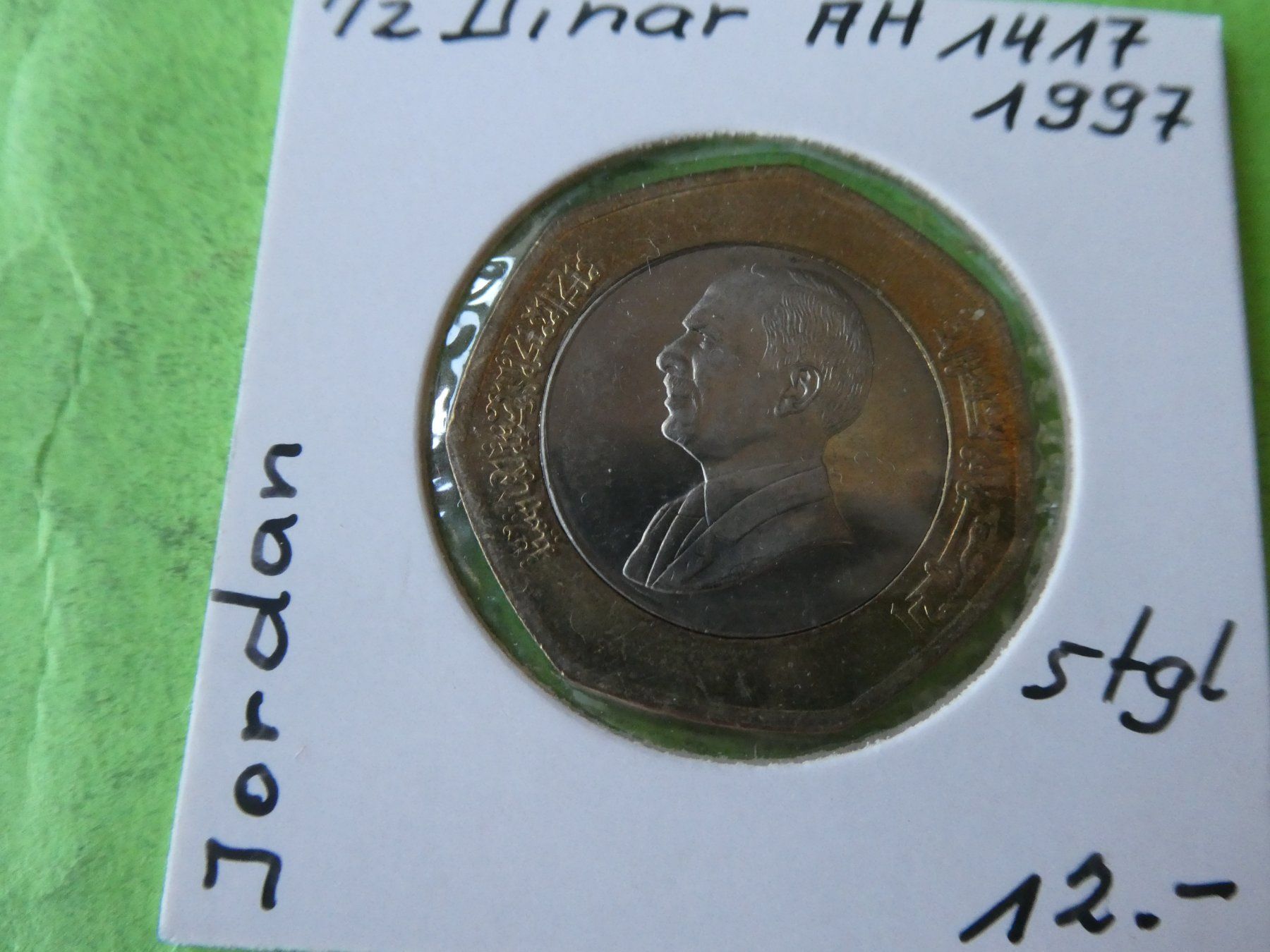 Tutti le monete: Jordanien 1997, 1/2 Dinar   stgl, – Usato da Hinterforst venduto da Rohusri