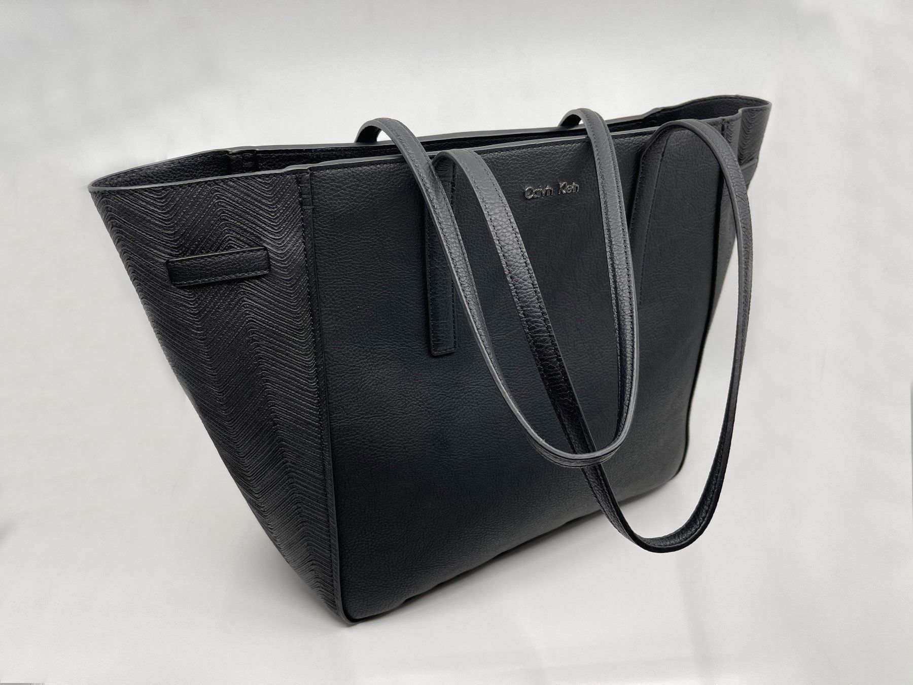 Calvin Klein Borse da donna: Exclusive Calvin Klein Handtasche – Nuovo (secondo la descrizione) da Langwiesen venduto da rtWebshop
