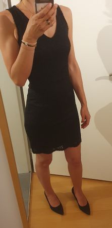 Schwarze Kleid, S