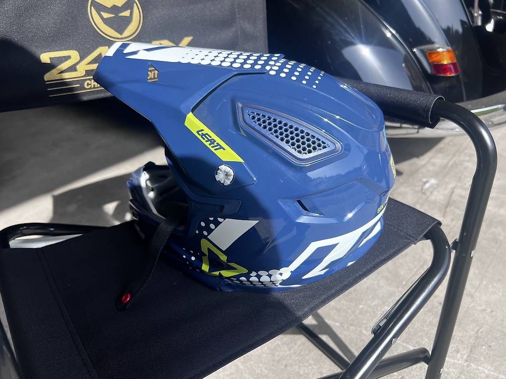 Caschi & visiere: Helm Motocross Blau M – Usato da Immensee venduto da Mdin 2