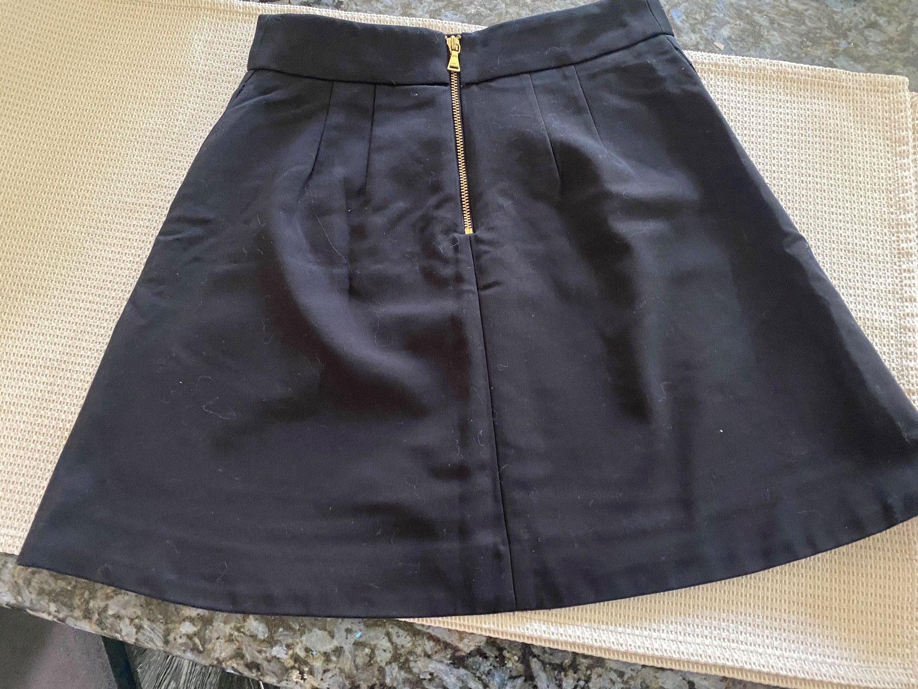 Jupes: EXPRESS schwarzer Jupe – D'occasion à Allenwinden par oba_xb8y 1