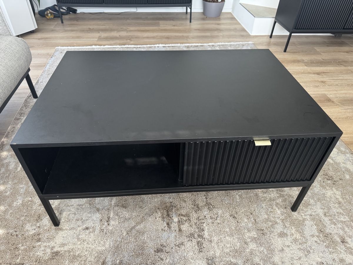 Tavoli: Table basse noire avec rangement – Usato da Champvent venduto da lul_928p